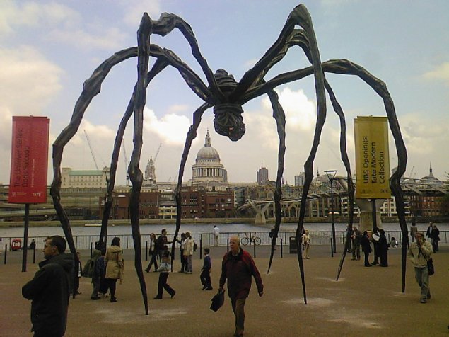 Maman / Louise Bourgeois