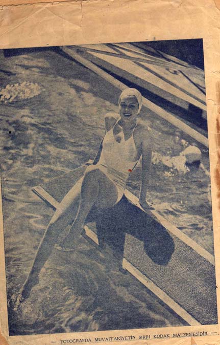 1. sayı kapak içi " KODAK " reklamı