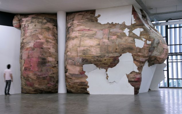 A-Origem-do-Terceiro-Mundo-2010-Henrique-Oliveira